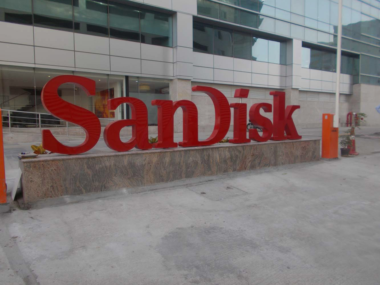  Architectural-Monument